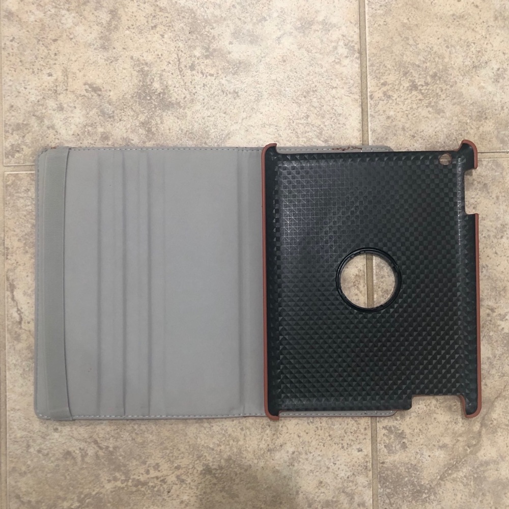 iPad case - Picture 3 of 9